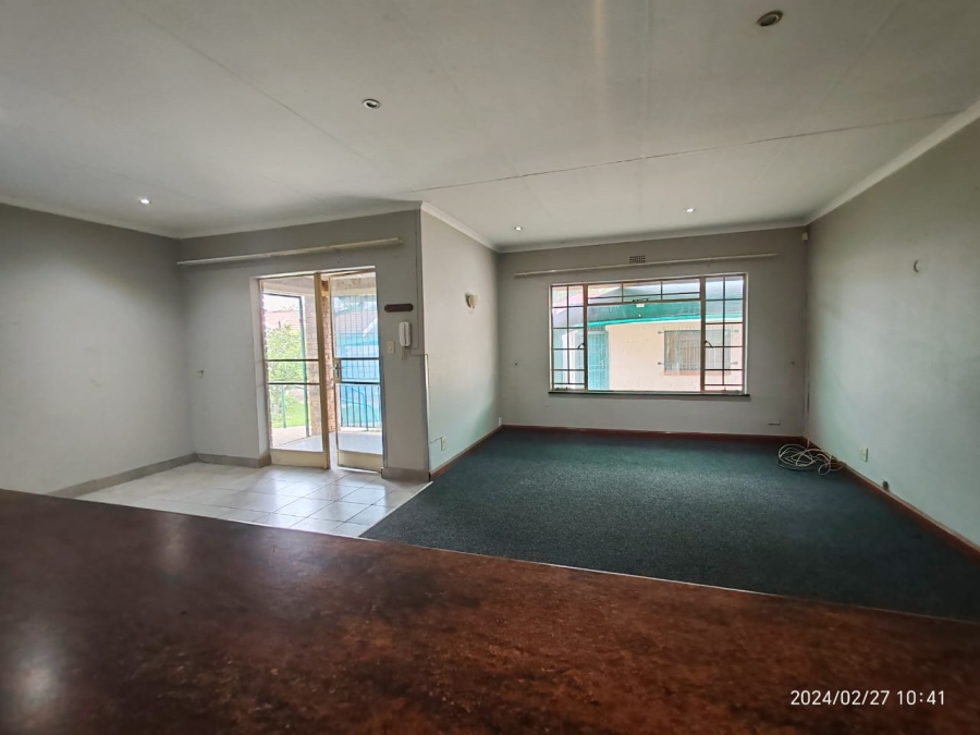 3 Bedroom Property for Sale in Vaalpark Free State
